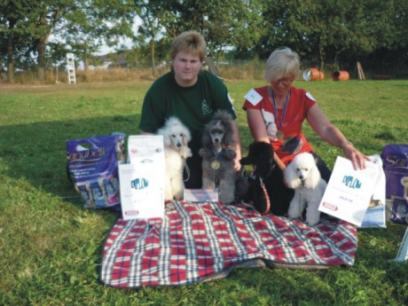 1. Závěrečné focení. Zleva: Derča, Viny, Bert, Riky.